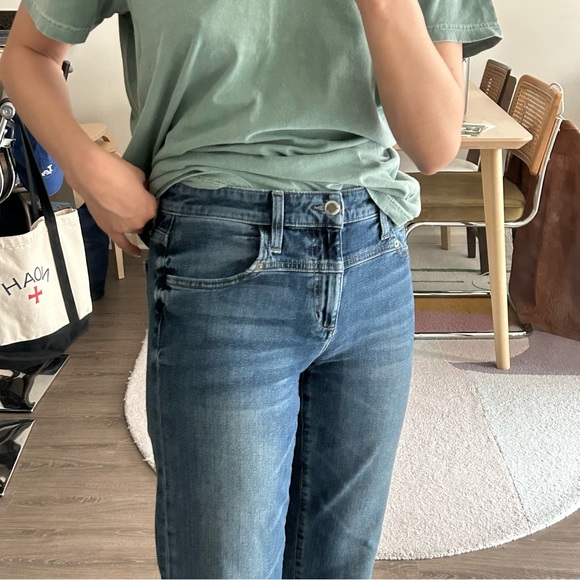 Joe's Jeans The Niki Mid-Rise Boyfriend - Picture 3 of 10